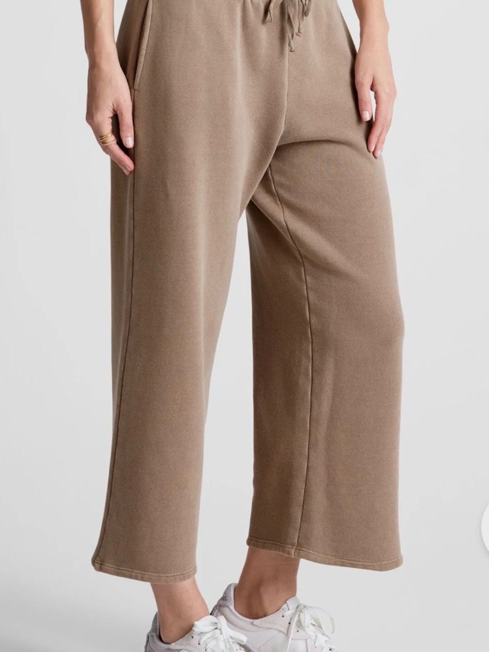 BEYOND YOGA Cali Wide Legged Cropped Drawstring Sweatpants in Washed Desert Sand